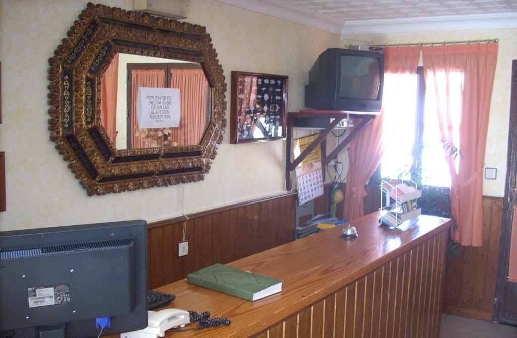 Hostal Don Diego San Juan Del Puerto Extérieur photo